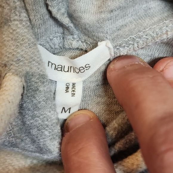 Maurices brand camouflage hoodie - Picture 11 of 12